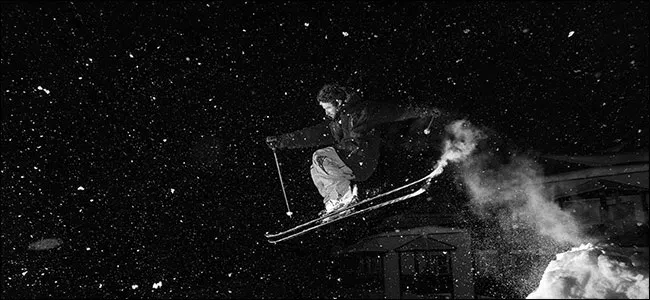 遅いシャッタースピードでハンドヘルドカメラを撮影する方法